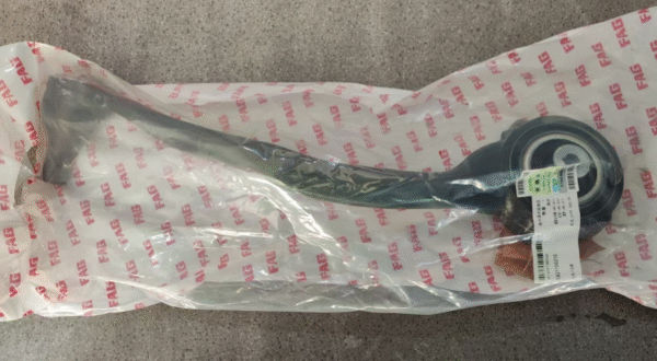 Front Lower Control Arm (Right)E821150610