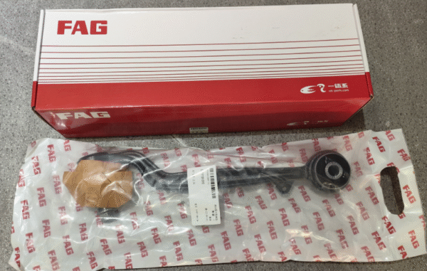 Front Stabilizer Link (Left/Right)E818077210